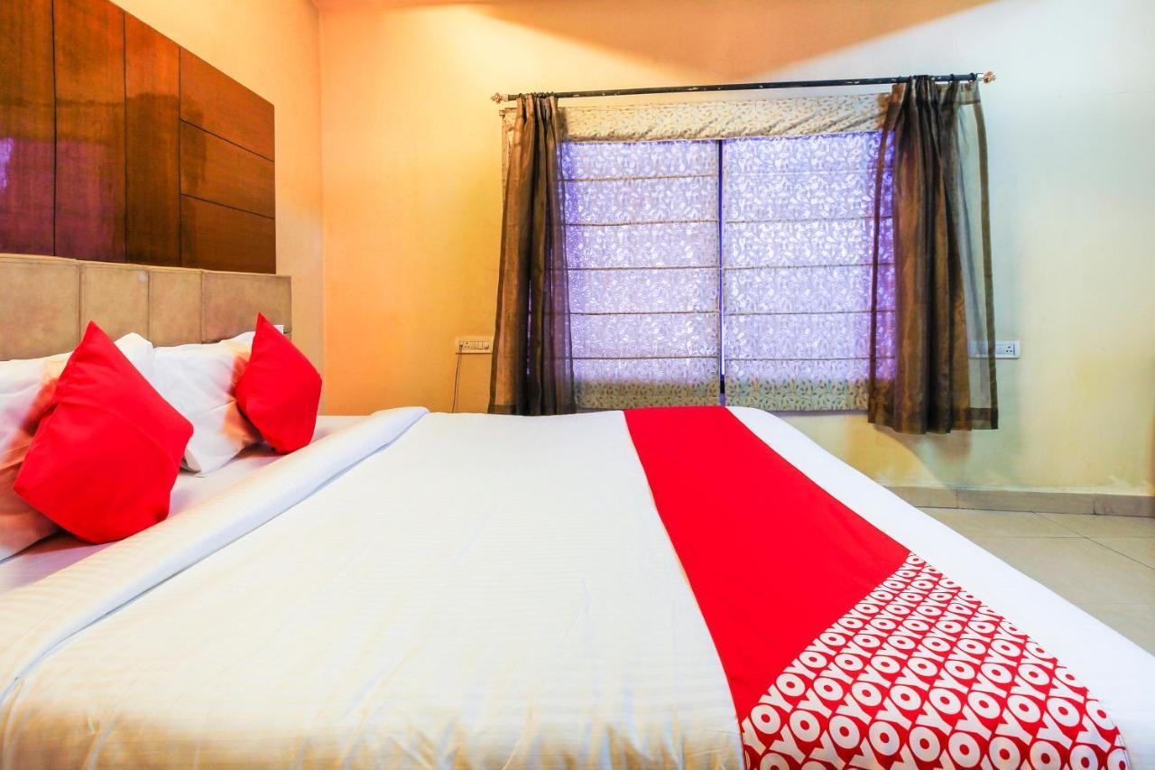Oyo Hotel Metro International Near Lb Stadium Χιντεραμπάντ Εξωτερικό φωτογραφία