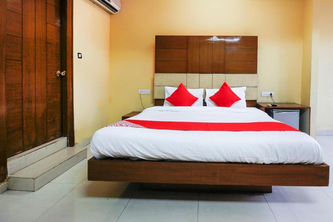 Oyo Hotel Metro International Near Lb Stadium Χιντεραμπάντ Εξωτερικό φωτογραφία