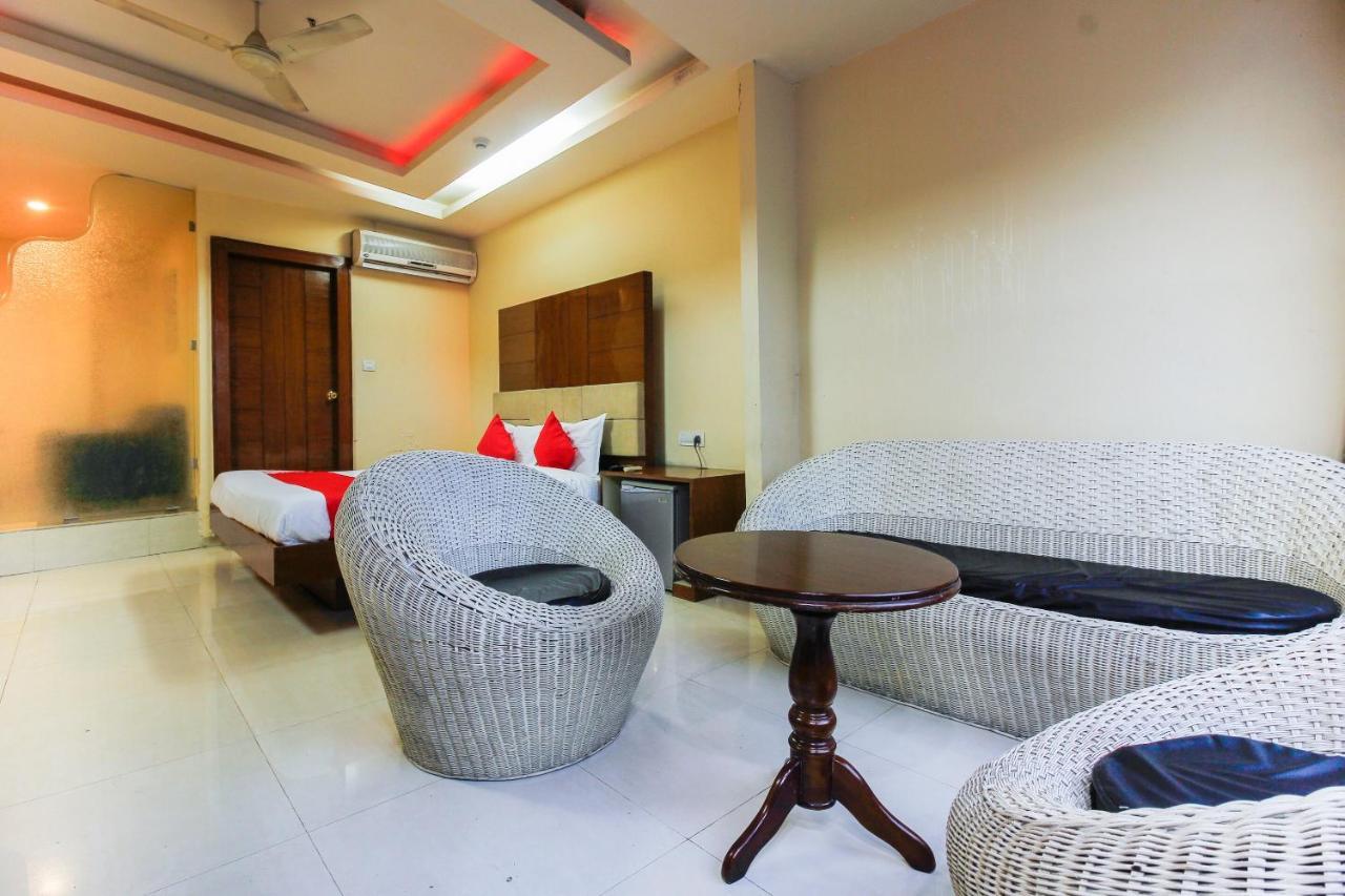 Oyo Hotel Metro International Near Lb Stadium Χιντεραμπάντ Εξωτερικό φωτογραφία